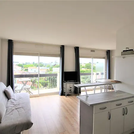 Royan, 1 Piece, 4 Personnes - Fr-1-494-179 Apartamento